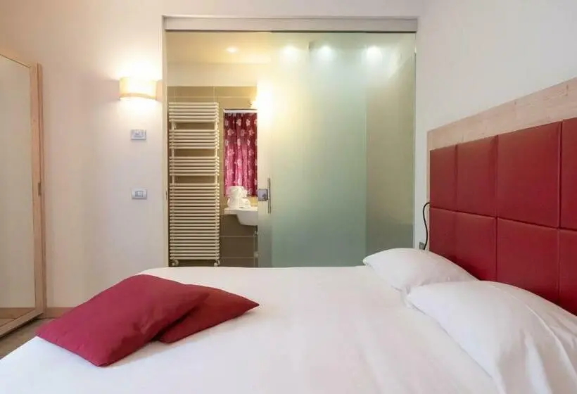 キングサイズベッドのデラックスルーム, Albergo Monte Giove