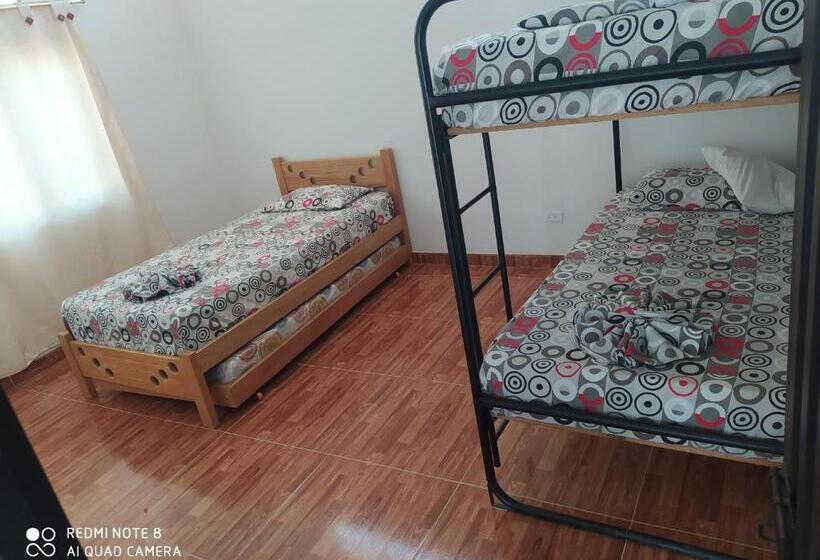 غرفة قياسية رباعية, Centro Vacacional Los Pijaos