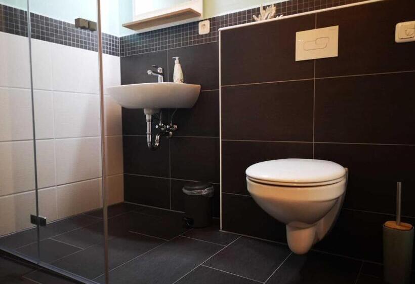 スタンダードトリプルルーム, Landhaus Kirchberg