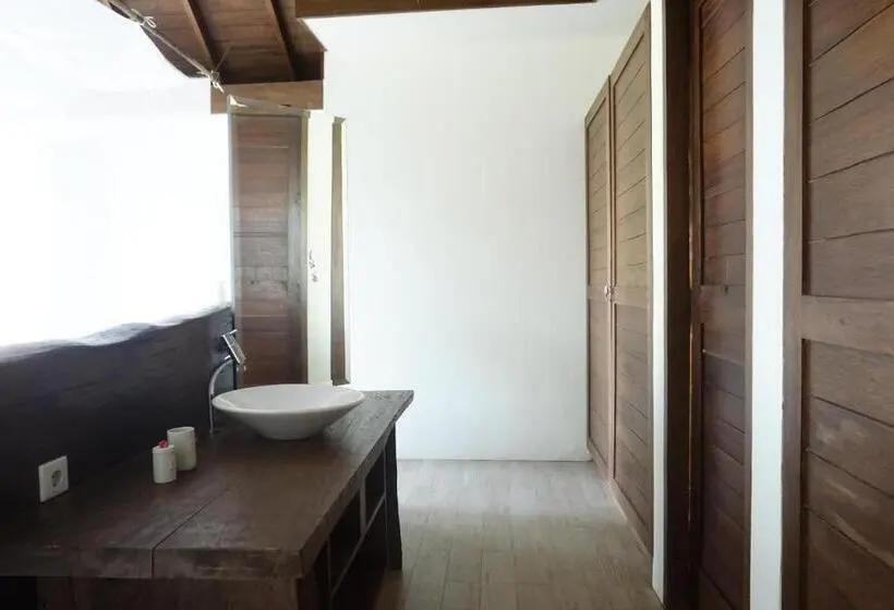 デラックスルーム, Naya Matahora Island Resort