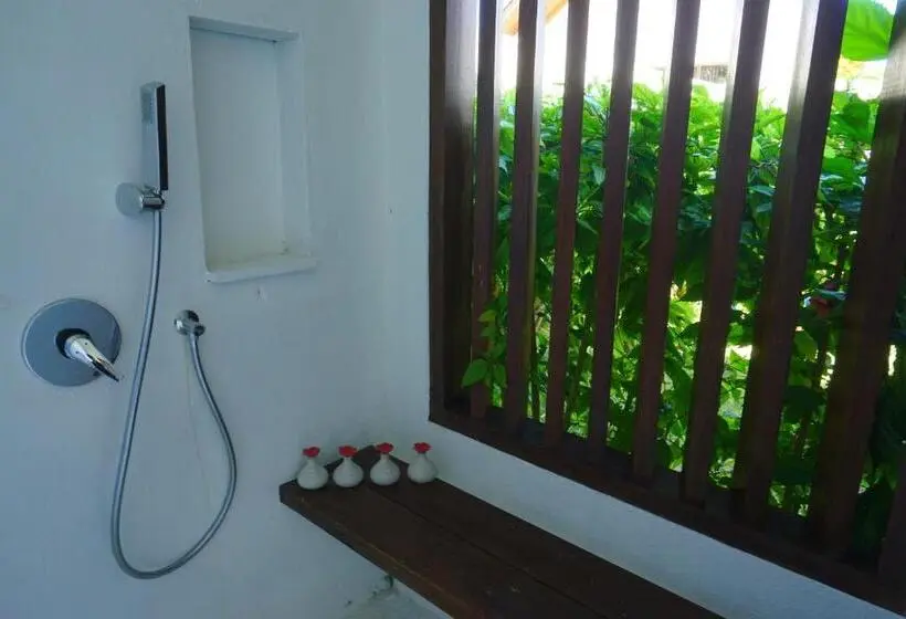 デラックスルーム, Naya Matahora Island Resort