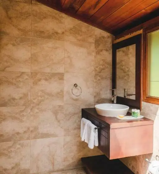キングサイズベッドのデラックスルーム, Piripe Wellness Lodge