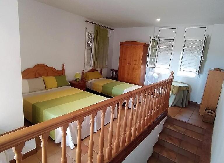 דירת דופלקס בת חדר שינה 1, Can Panxeta