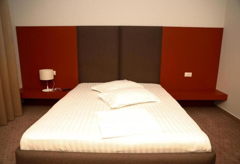 Номер Deluxe, Casa Budisteanu