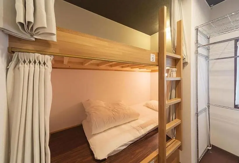 ルームシェアのワンベッド, Guesthouse Nibutani Yanto