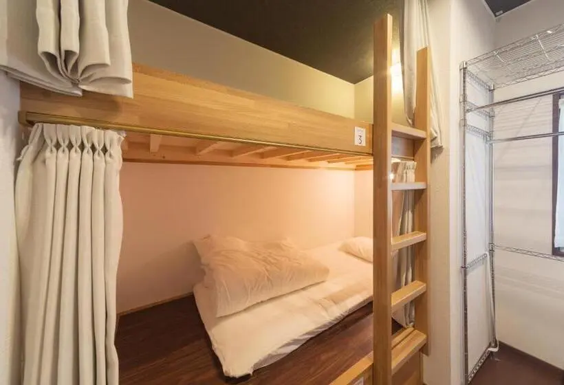 ルームシェアのワンベッド, Guesthouse Nibutani Yanto