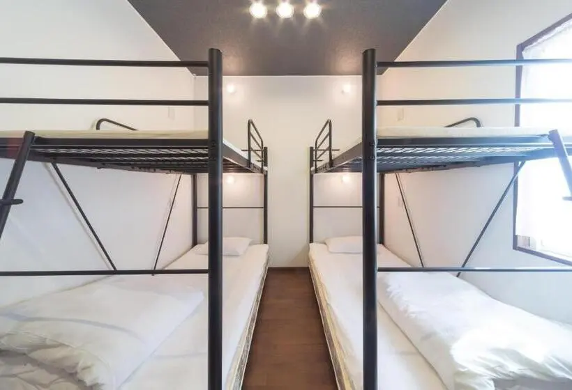 エコノミー4人部屋, Guesthouse Nibutani Yanto
