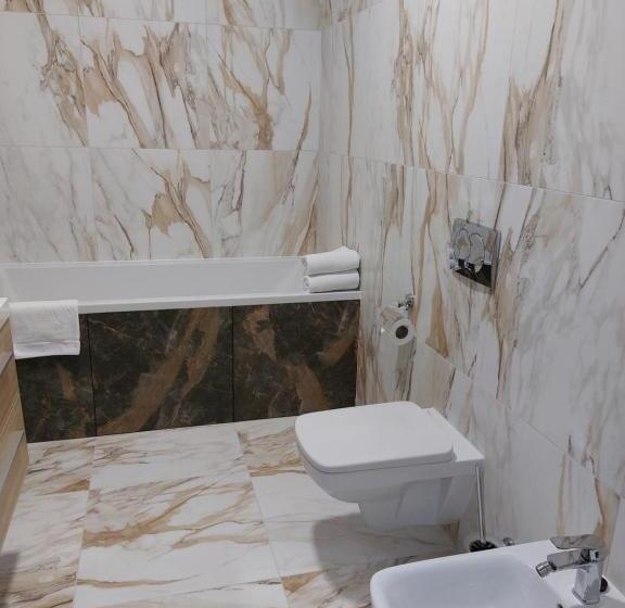 스위트 킹사이즈 침대, ліжниця