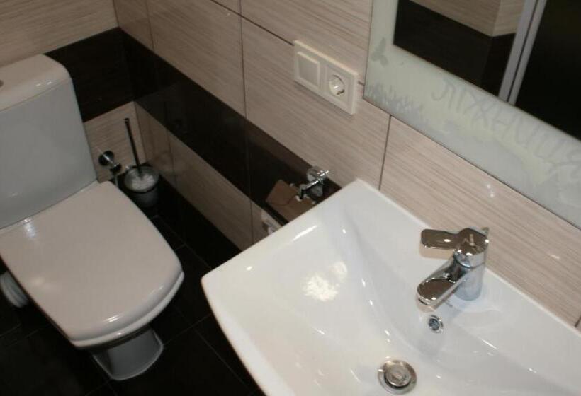 스탠다드 룸 킹사이즈 침대, ліжниця