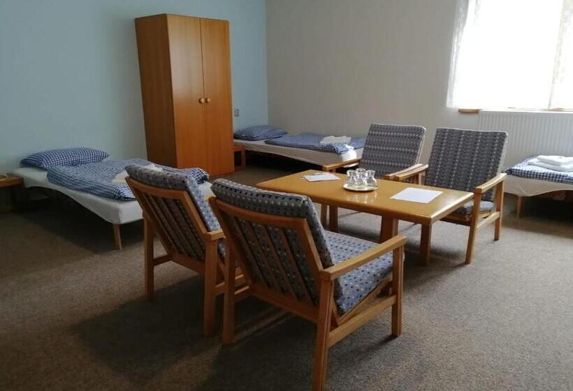 패밀리 룸, Chytrov