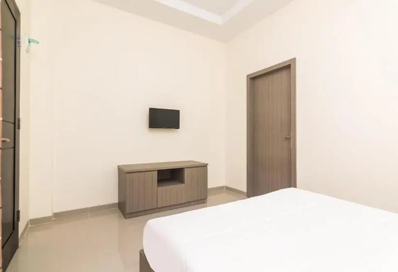 デラックスルーム, Oyo Life 2735 Graha Nirwana