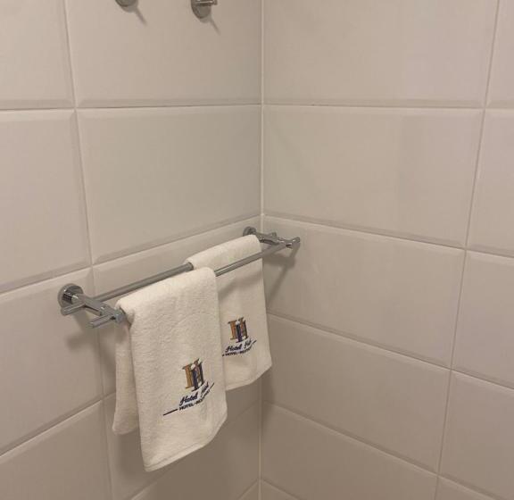 Семейный Номер Deluxe, Restaurant Hesch