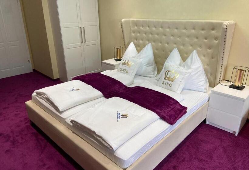 Семейный Номер Deluxe, Restaurant Hesch