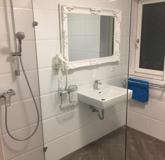 Номер Deluxe, Restaurant Hesch