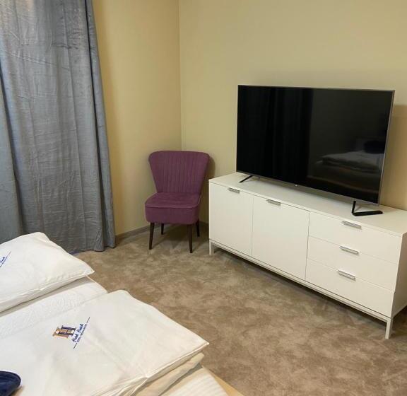 Номер Deluxe, Restaurant Hesch