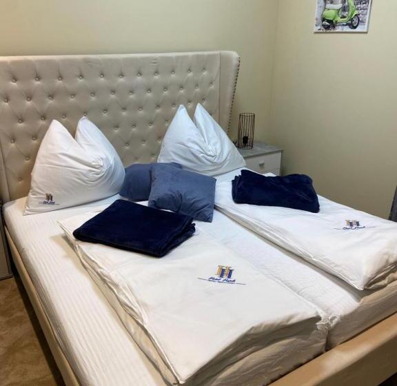 Номер Deluxe, Restaurant Hesch