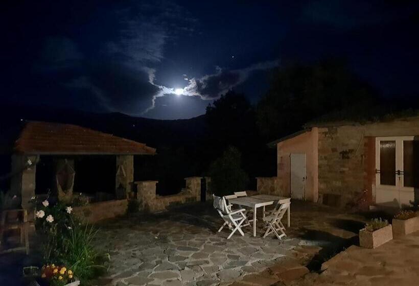 شقة غرفتين, La Corte Dei Cerri