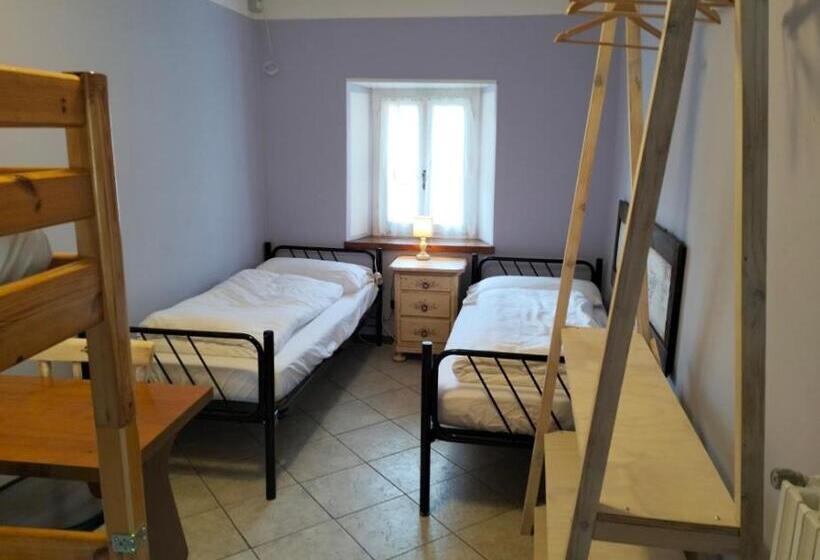 شقة غرفتين, La Corte Dei Cerri