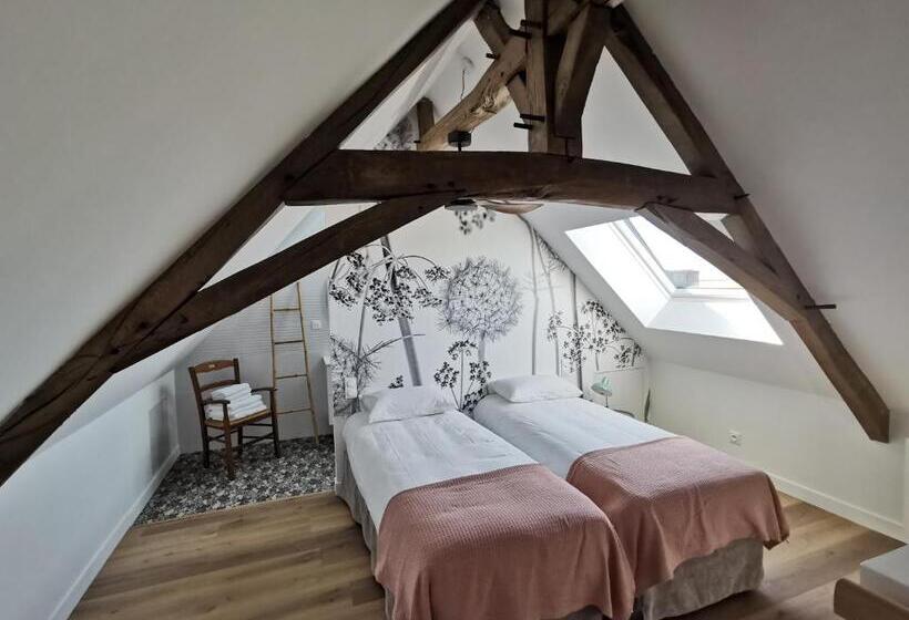 חדר סטנדרט לשלושה, Une Escale En Berry