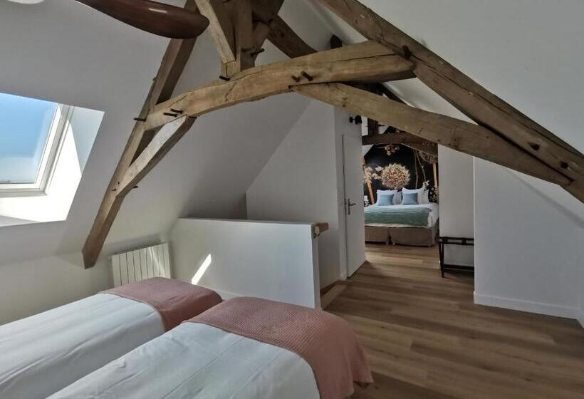 חדר סטנדרט לשלושה, Une Escale En Berry