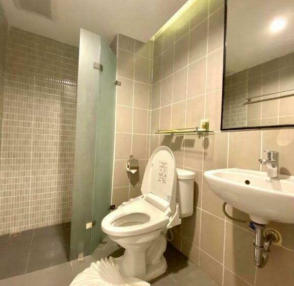 غرفة قياسية مزوَّدة بشُرفة, Greenhills Resort Si Racha