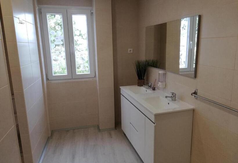 Номер Deluxe, Mondalva   Guest House