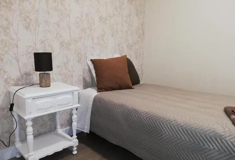 シングルベーシックルーム, Mondalva   Guest House