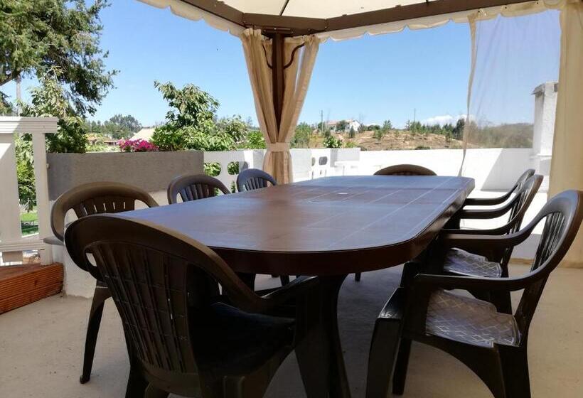 スタンダードルーム, Mondalva   Guest House