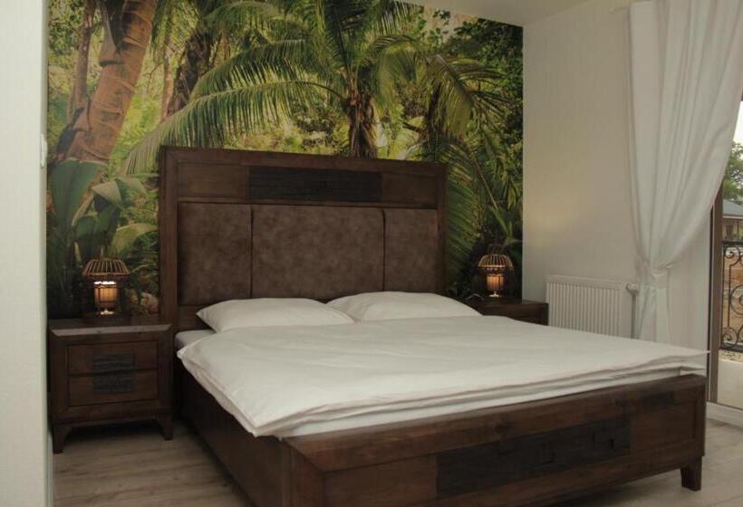 スタンダードルーム, Harmónia Ostratice