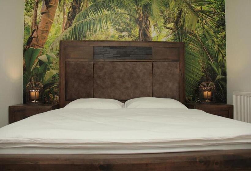 スタンダードルーム, Harmónia Ostratice