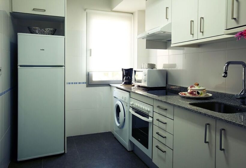 带2个卧室的高级公寓, Aparthotel Diamant Blue