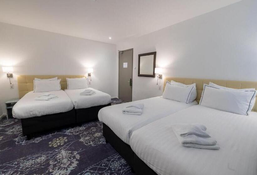 经典四人房间, Atlas