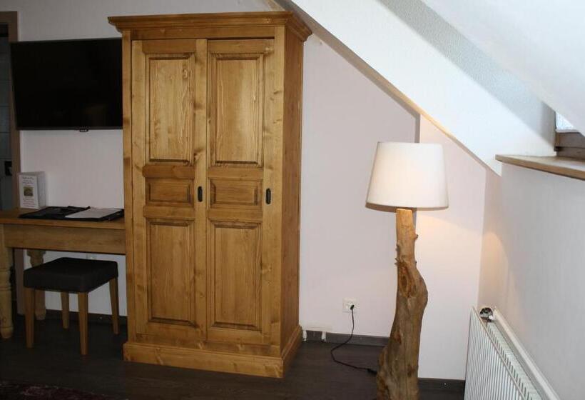 Номер Стандарт Трехместный, De La Gare