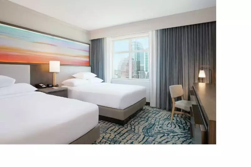 身障者適用スイートルーム, Embassy Suites By Hilton Tampa Downtown Convention Center