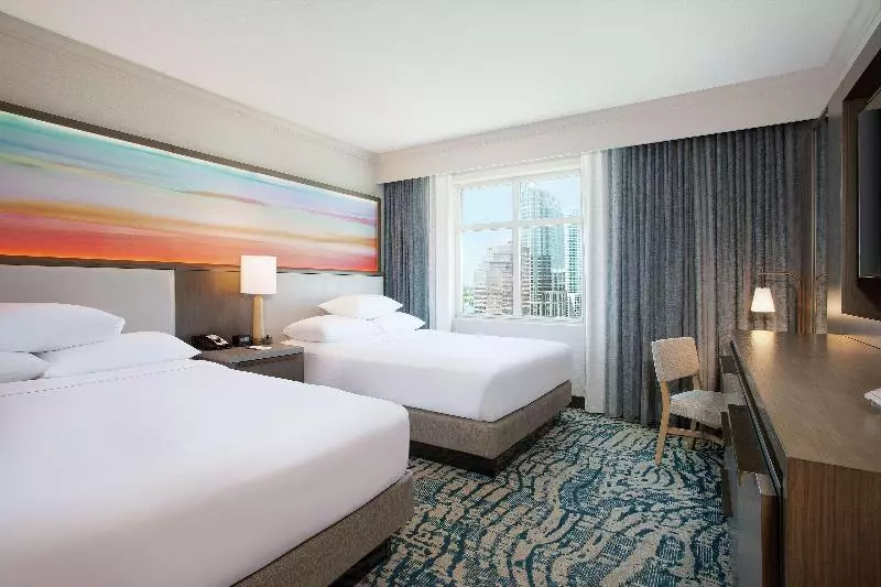 身障者適用スイートルーム, Embassy Suites By Hilton Tampa Downtown Convention Center