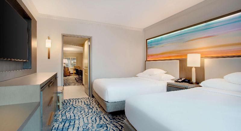 جناح, Embassy Suites By Hilton Tampa Downtown Convention Center