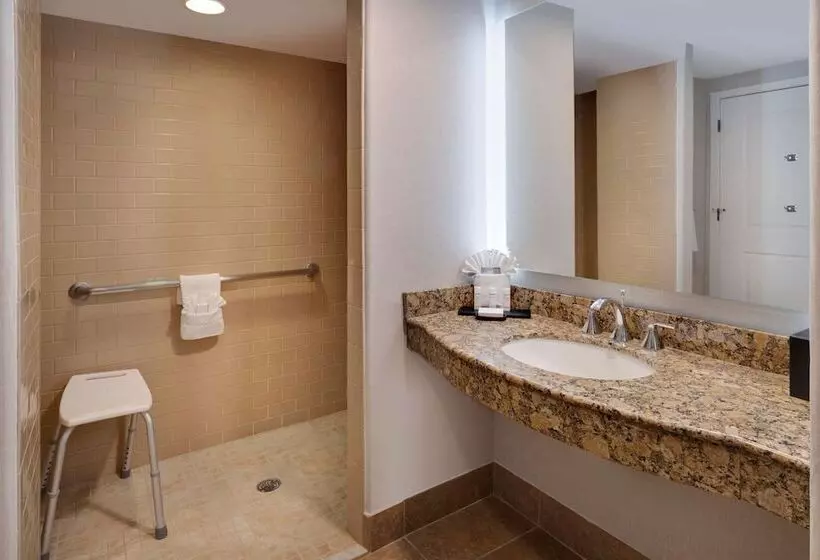 身障者適用スイートルーム, Embassy Suites By Hilton Tucson Paloma Village