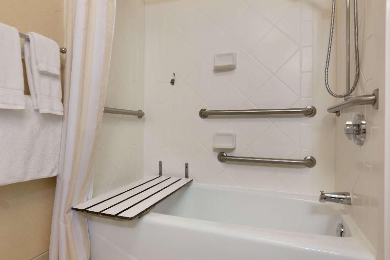 스탠다드 룸 킹사이즈 침대, Hilton Garden Inn Fredericksburg