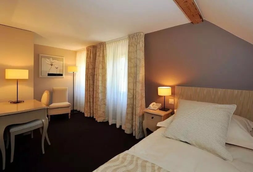 スーペリアールーム, Hostellerie Le Petit Manoir