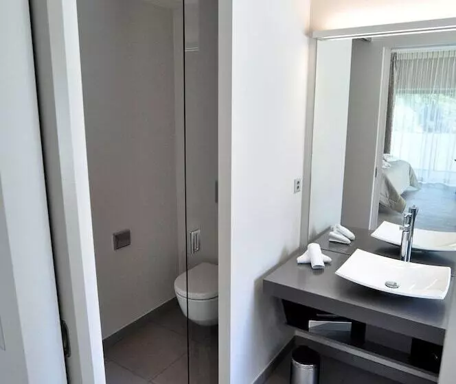 デラックスルーム, Hostellerie Le Petit Manoir