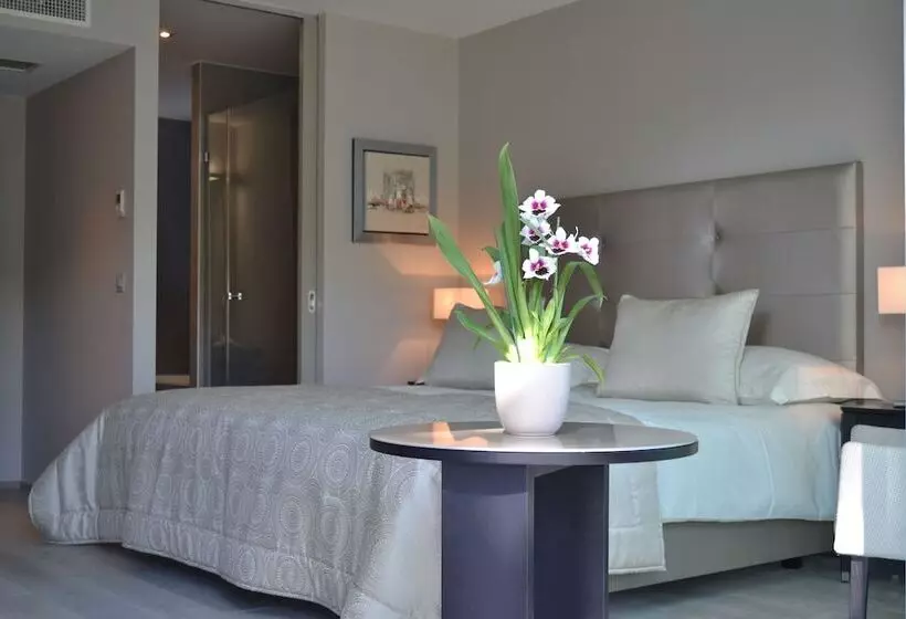 デラックスルーム, Hostellerie Le Petit Manoir