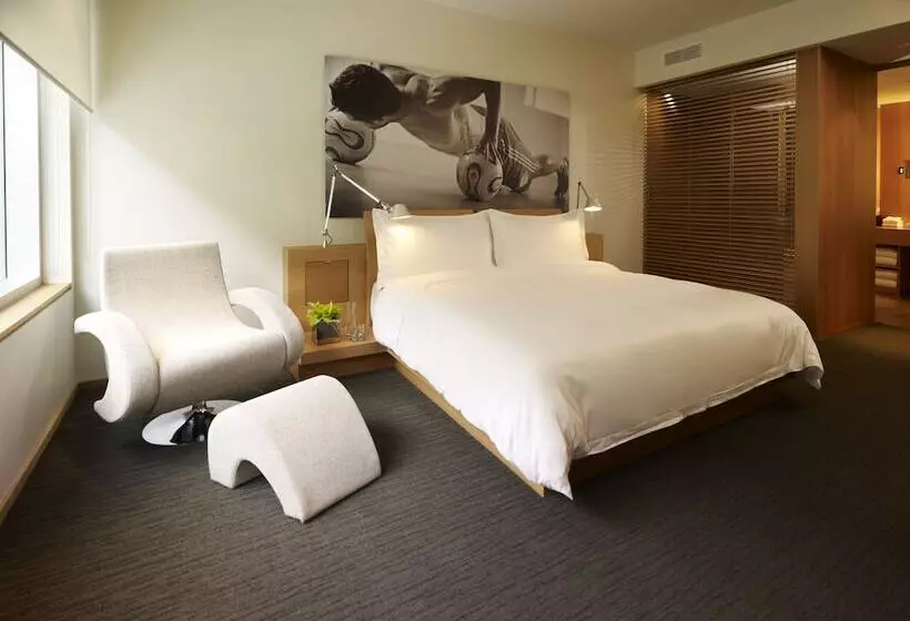 سوییت, Le Germain Hotel Maple Leaf Square