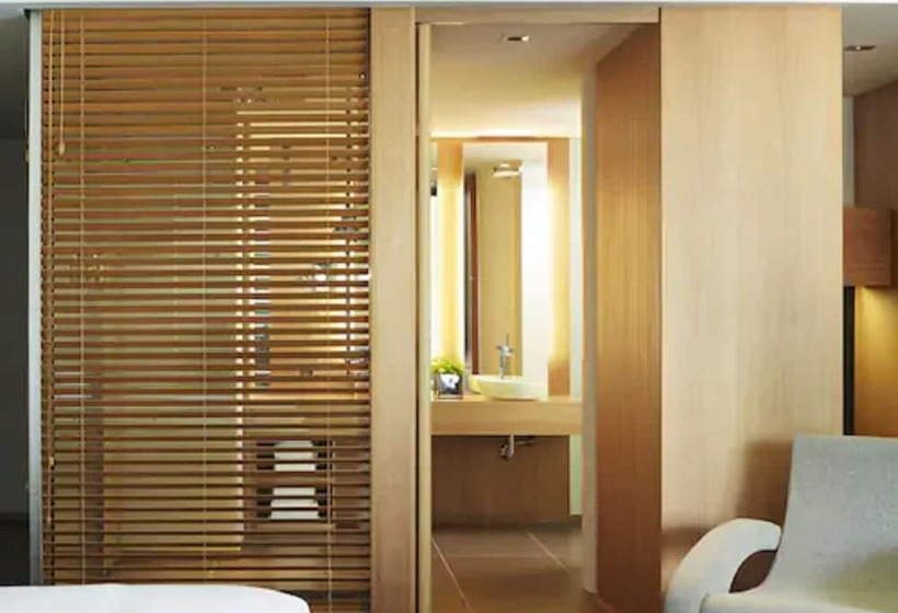 Люкс, Le Germain Hotel Maple Leaf Square