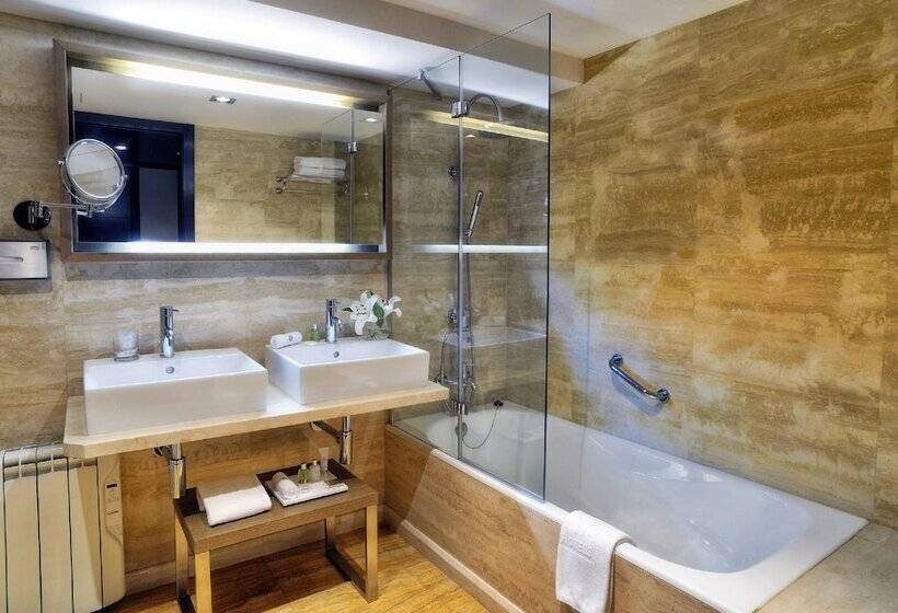 اتاق لوکس, NH Collection Madrid Palacio De Tepa