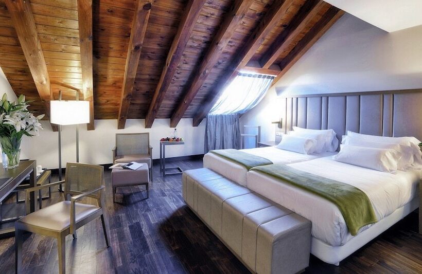 اتاق پرمیوم, NH Collection Madrid Palacio De Tepa