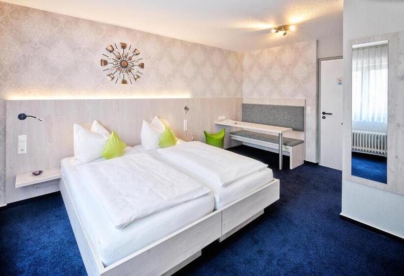 스탠다드 룸, Restaurant Kerzenstüble