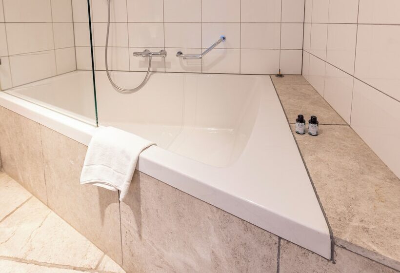 سوییت, Fletcher Hotel Château De Raay