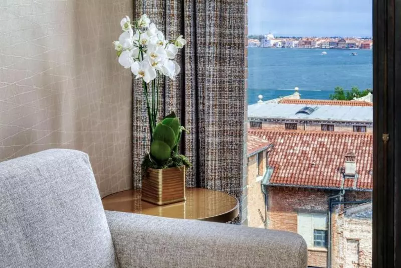 اتاق کلاسیک, Townhouse Boutique