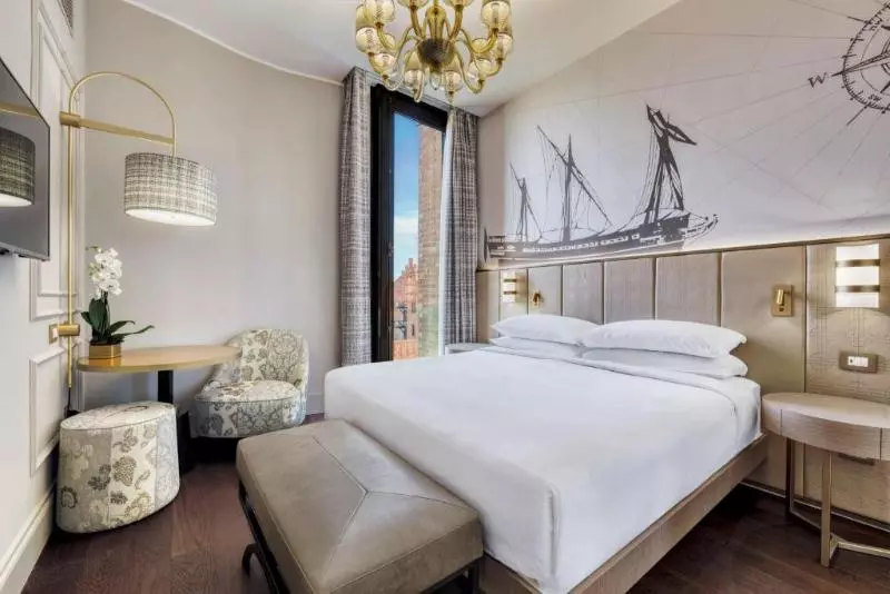 اتاق کلاسیک, Townhouse Boutique