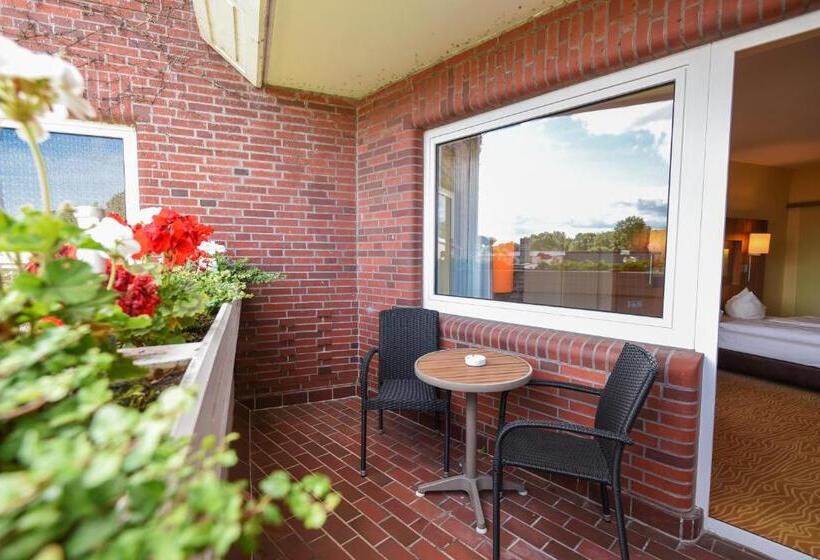 Comfort room with balcony, Upstalsboom Vareldangast